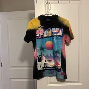 Fashion Nova Men “Miami Vice” Short Sleeve Tee